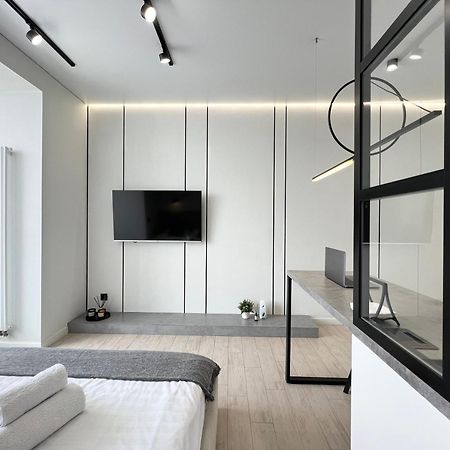 Квартира Smart В Новом Доме Pawlodar Exterior foto
